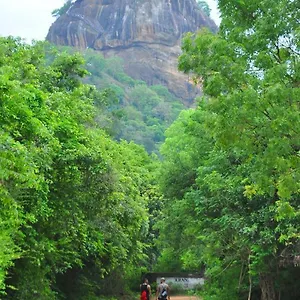 Thal Sewana Habitación en casa particular Sigiriya